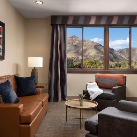 The Golden Hotel, Ascend Hotel Collection Luaran gambar