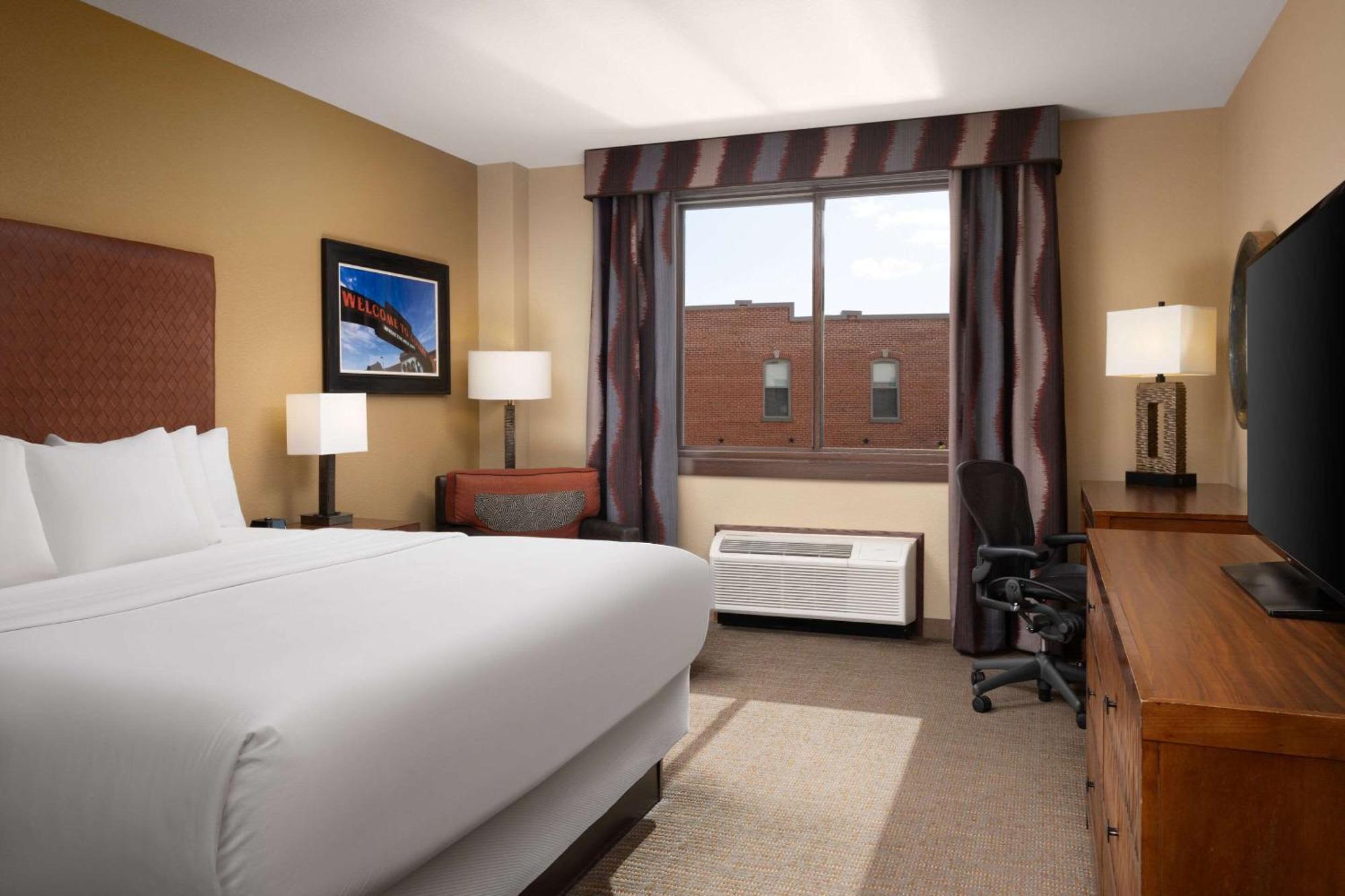 The Golden Hotel, Ascend Hotel Collection Luaran gambar