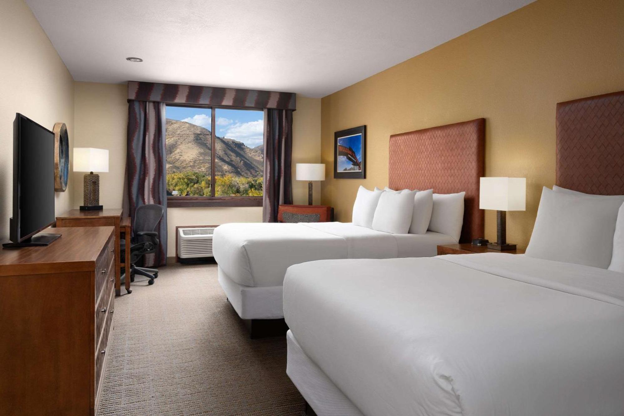 The Golden Hotel, Ascend Hotel Collection Luaran gambar